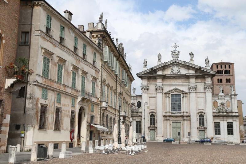 Due Guerrieri Mantova Hotel Exterior photo